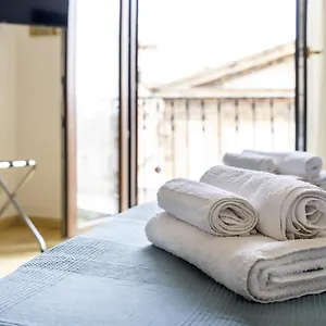 https://porta-carini.palermohotels.org