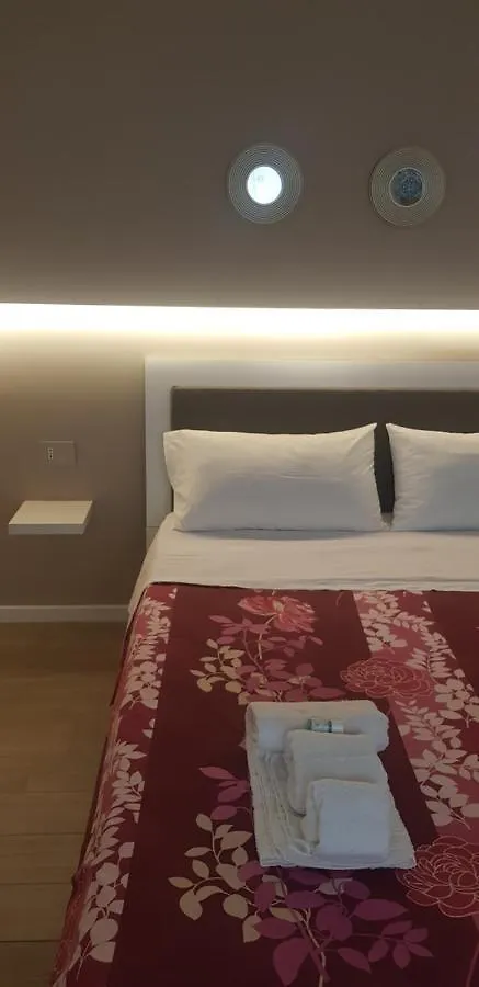 Guest house Dietro Il Massimo Palermo Italy
