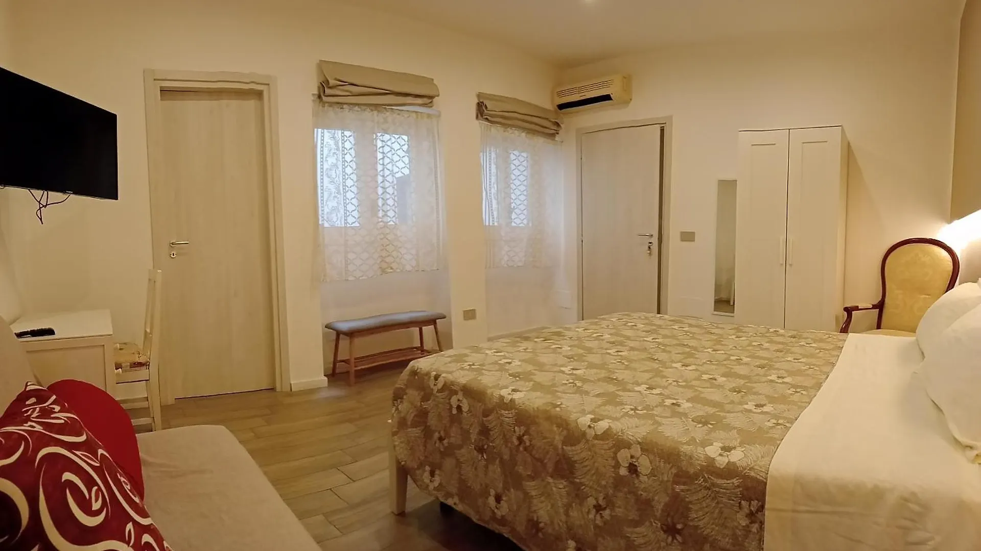 Dietro Il Massimo Palermo Guest house